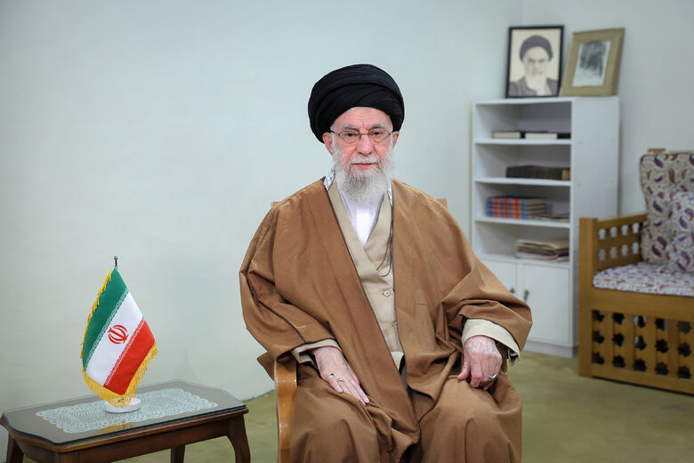 نئے شمسی سال ۱۴۰۴ ہجری کے آغاز پر پیغام