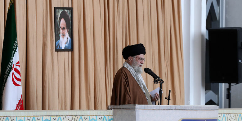 İnqilabın Ali Rəhbərinin imamlığı ilə Mübarək Fitr Bayramı namazı qılındı