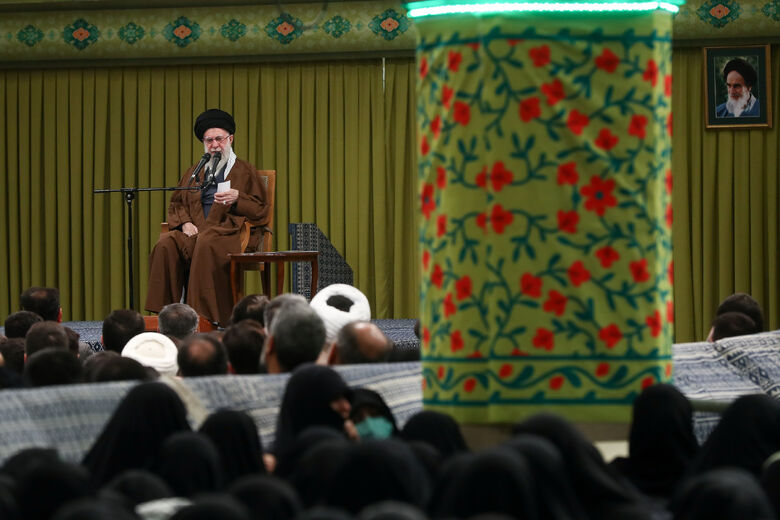 شعرا و ذاکرین و مداحان اہل بیت سے خطاب