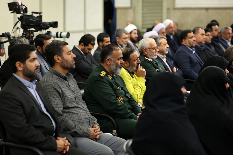 دیدار دست‌اندرکاران کنگره بزرگداشت شهدای استان البرز