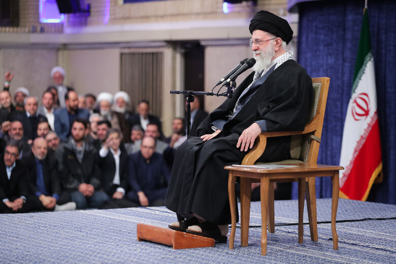 Встреча с многотысячными представителями общественности Тебриза и Восточного Азербайджана