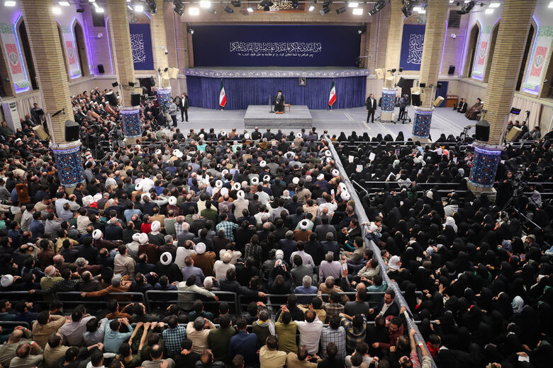 Rencontre avec plusieurs milliers de citoyens de Tabriz et de la province d'Azerbaïdjan oriental