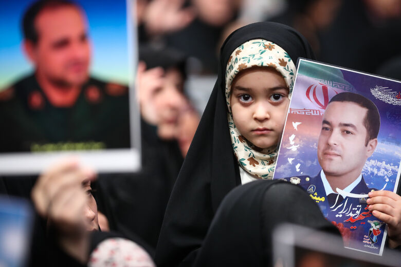 Rencontre avec plusieurs milliers de citoyens de Tabriz et de la province d'Azerbaïdjan oriental