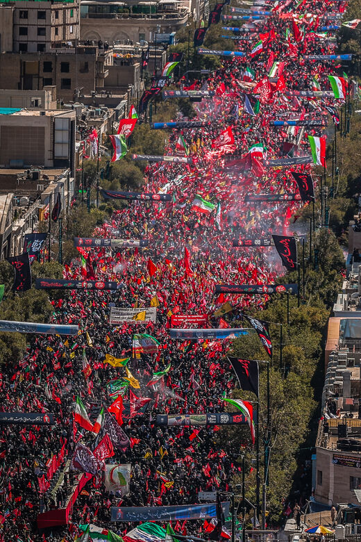 تشییع پیکر مطهر قائد شهید انقلاب اسلامی در مشهد مقدس