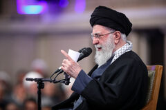 Встреча с многотысячными представителями общественности Тебриза и Восточного Азербайджана