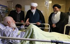 عیادت حجتالاسلام والمسلمین محمدی گلپایگانی از حضرت آیتالله شبیری زنجانی عیادت حجتالاسلام والمسلمین محمدی گلپایگانی از حضرت آیتالله شبیری زنجانی