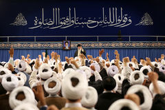 قائد الثورة الإسلامية المعظم يستقبل أئمة الجمعة في أنحاء البلاد قائد الثورة الإسلامية المعظم يستقبل أئمة الجمعة في أنحاء البلاد