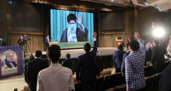 İslam İnqilabının Rəhbərinin tələbə təşkilatları ilə videokonfrans formatında görüşü oldu İslam İnqilabının Rəhbərinin tələbə təşkilatları ilə videokonfrans formatında görüşü oldu