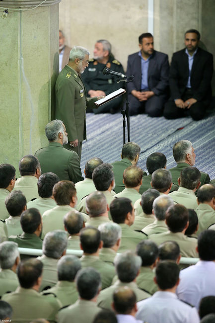دیدار فرماندهان و کارکنان ارتش جمهوری اسلامی ایران