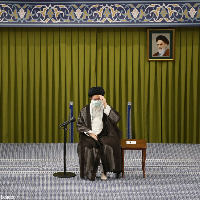 رهبر معظم انقلاب اسلامی در دیدار نمایندگان مجلس شورای اسلامی