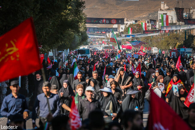تشییع پیکر مطهر قائد شهید انقلاب اسلامی در مشهد مقدس