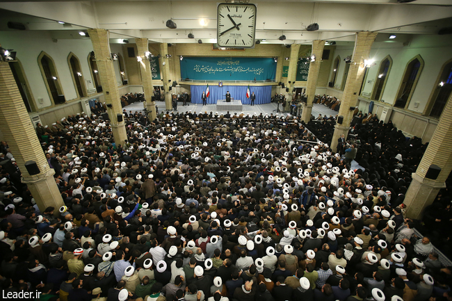 The Leader meets with thousands of people from the city of Qom.