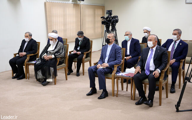 Pertemuan Pemimpin Revolusi Imam Ali Khamenei dan Presiden Turki Erdogan