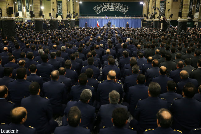 Ayatollah Khemenei meets with a group of Iran’s Air Force commanders, staff