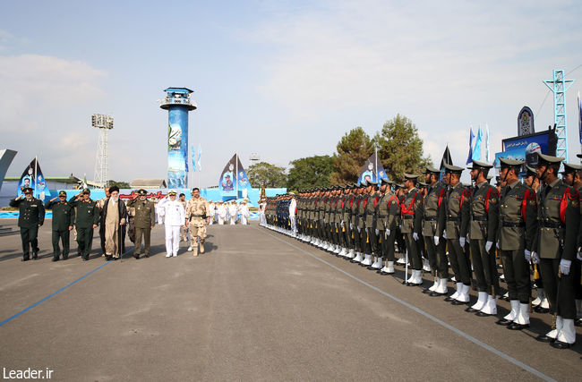 Ayatollah Khamenei attends oath-taking ceremony at Iran’s Army academies