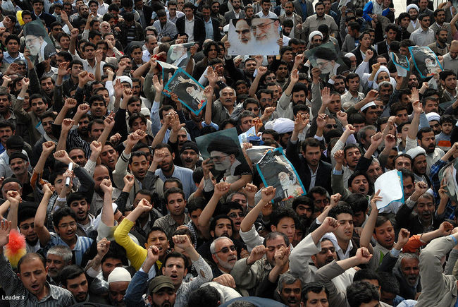 دیدار دهها هزار نفر از زائران و مجاوران حضرت علی بن موسی الرضا علیهماالسلام