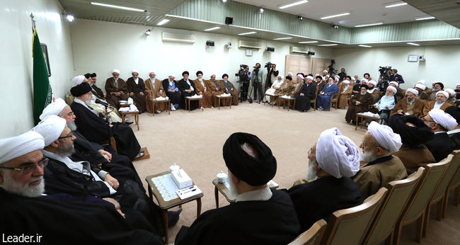 Ayatollah Khamenei meets with members of the Assembly of Experts