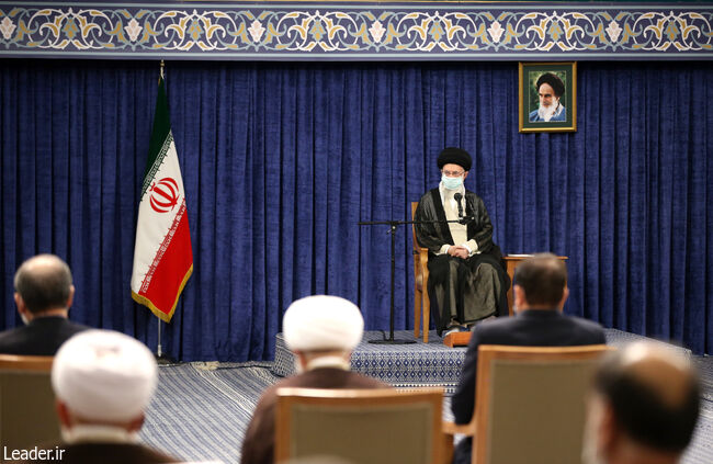 The Leader of the Islamic Revolution meets the new members of the Expediency Discernment Council