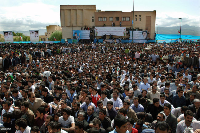 دیدار هزاران نفر از استادان و دانشجویان دانشگاههای استان کردستان