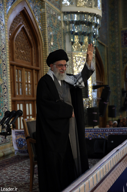 Ayatollah Khamenei addressing a huge crowd of pilgrims in the city of Mashhad.