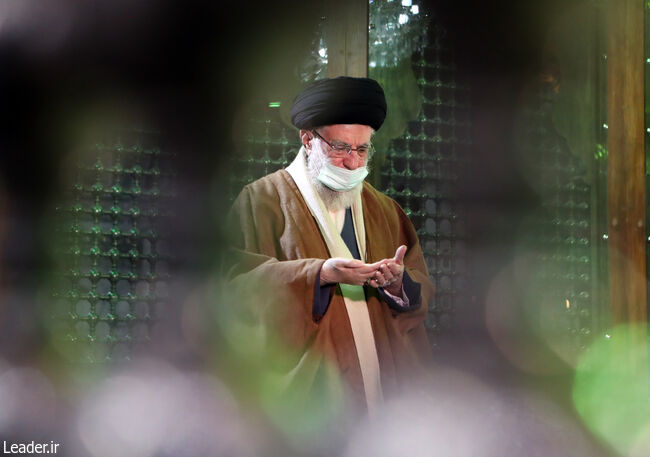 Visite du mausolée de l'Imam Khomeini - 43éme anniversaire de la Révolution