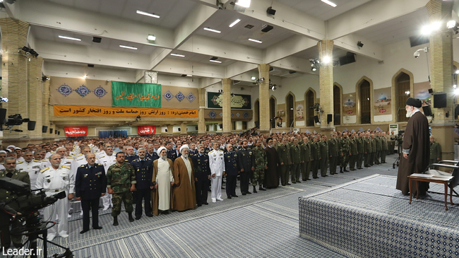 Ayatollah Khamenei receives commanders of Iran's Army.