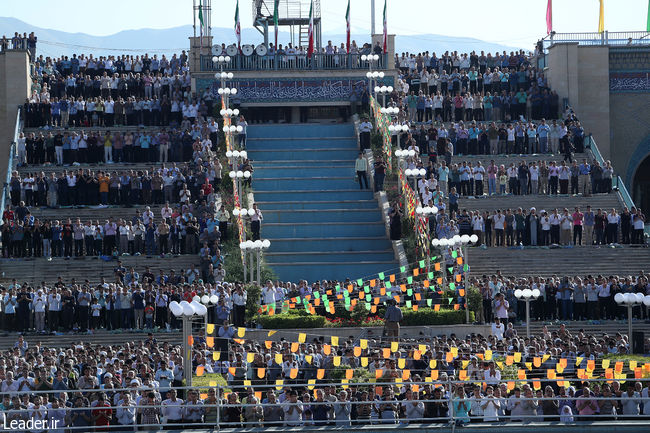 Ayatollah Khamenei delivers a sermon on the occasion of Eid al-Fitr