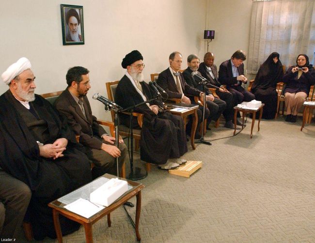 ديدار اعضاي كميسيون اجتماعي مؤثر بر سلامت
