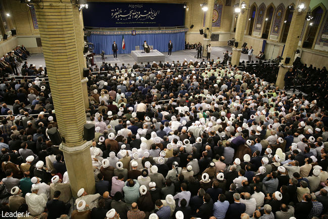 Ayatollah Khamenei meets with officials of Iran’s Hajj organization