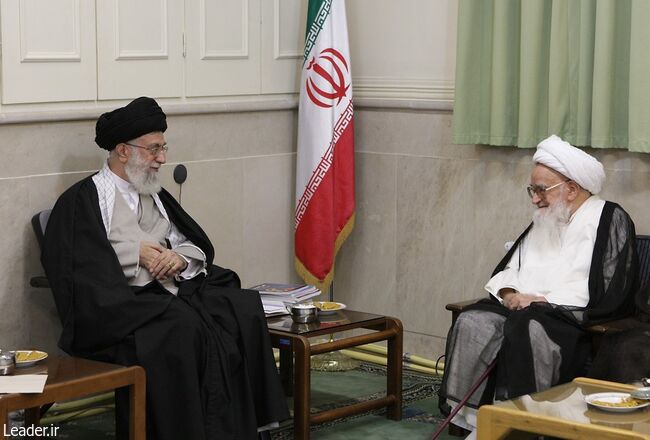 The Leader’s message of condolences after the departure of Ayatollah Safi Golpaygani