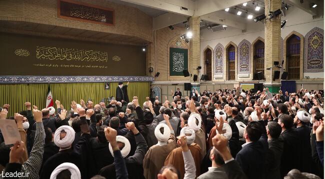 The Leader of the Islamic Revolution in a meeting with thousands of people of East Azerbaijan