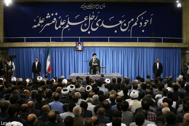 Ayatollah Khamenei holds a two-hour meeting with university professors.