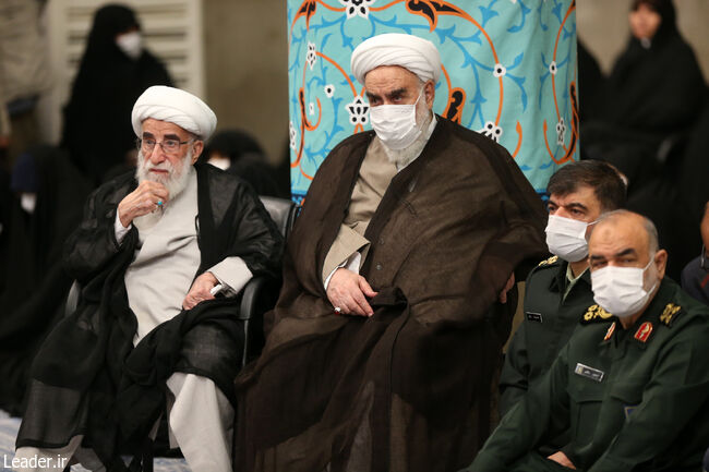 انتخاب شعار اقتصادی به معنای بیاعتنایی به مسائل اجتماعی و فرهنگی نیست