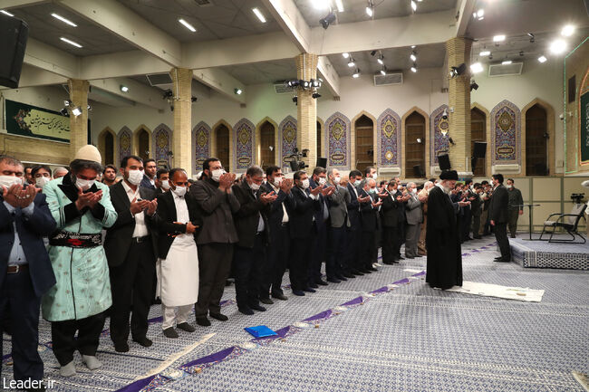 Leader of the Islamic Revolution, in a meeting with a group of poets and Persian language and literature professors