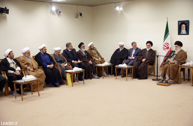 Rencontre avec les responsables du congrès de l’Ayatollah Mohaqeq Dâmâd