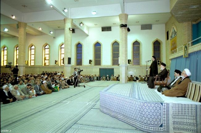 ديدار مسؤولان‌ نظام‌ و سفيران‌ كشورهاي‌ اسلامي‌ به مناسبت مبعث‌ پيامبر اکرم (ص‌)
