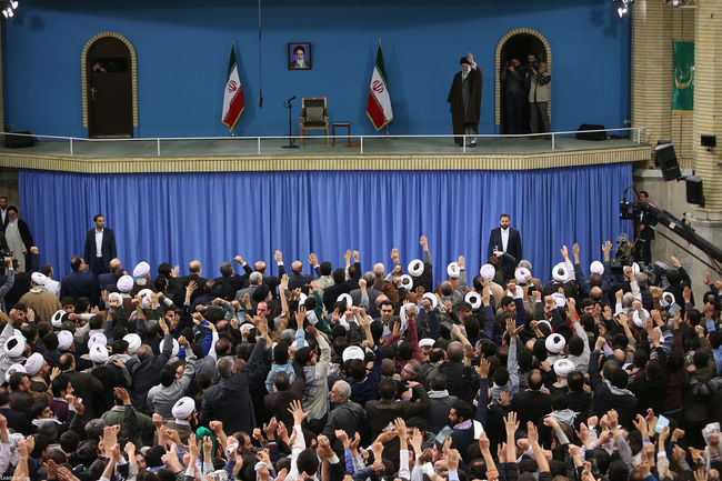 Ayatollah Khamenei addresses thousands of people from the East Azarbaijan Province