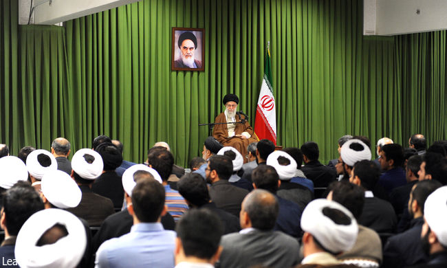 Ayatollah Khamenei among a group of young elites and outstanding scientific talents