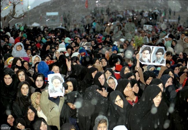 ديدار مردم‌ پرشور روستا ي هزاوه‌ و مناطق‌ اطراف‌ 