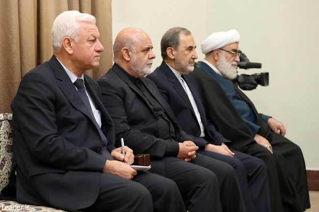 Ayatollah Khamenei receives the Iraqi prime minister and his entourage.