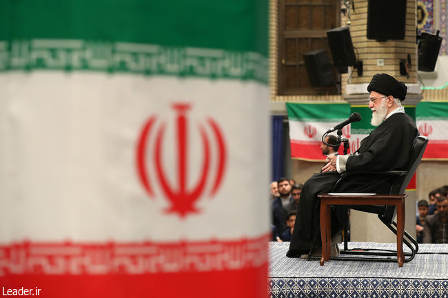 Ayatollah Khamenei meets with thousands of people from all walks of life