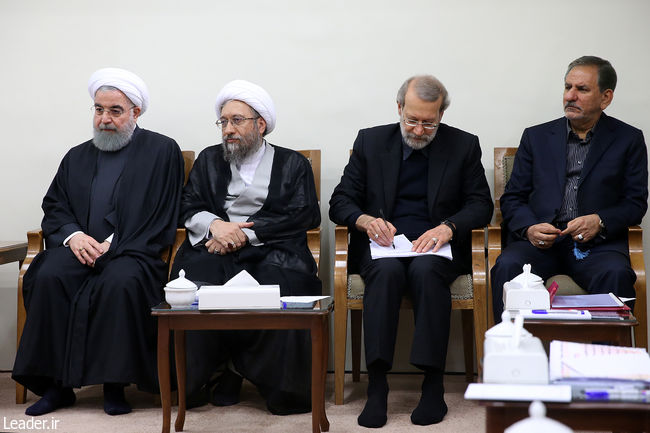 Ayatollah Khamenei meets with high-ranking Iranian officials following the earthquake in western Iran.