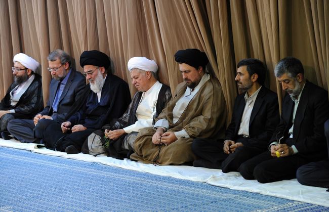 ديدار مسئولين و كارگزاران نظام اسلامى