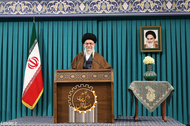 Pesan Tahun Baru 1401 Imam Ali Khamenei