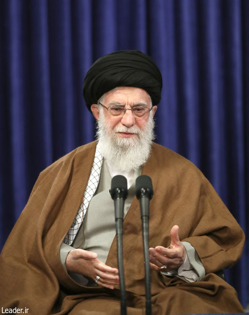 Ayatollah Khamenei meets with Committee on Combating Coronavirus via video conference