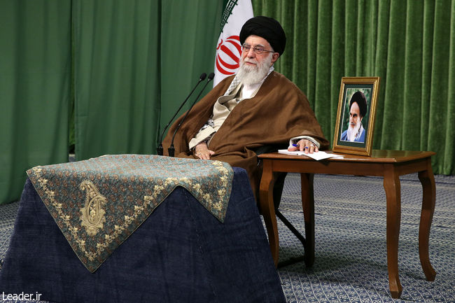 Ayatollah Khamenei meets with Iranian students via video conference