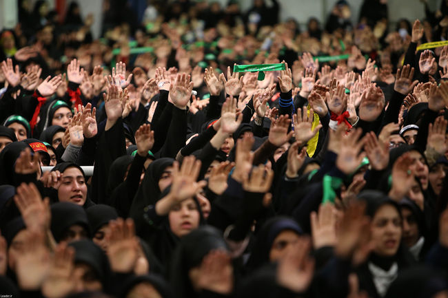 رہبر انقلاب اسلامی سے طلبہ یونینوں کے ہزاروں اراکین کی ملاقات