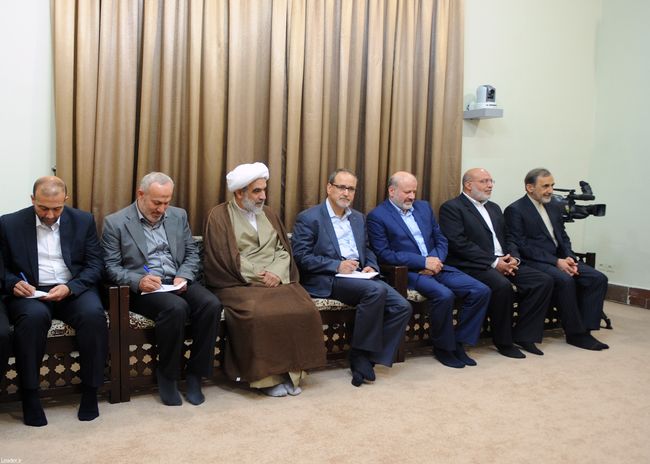 Ayatollah Khamenei receives head of the Palestinian Islamic Jihad movement and the accompanying delegation.