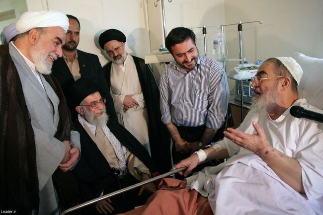 عيادت رهبر معظم انقلاب اسلامی از آیت الله فاضل لنکرانی