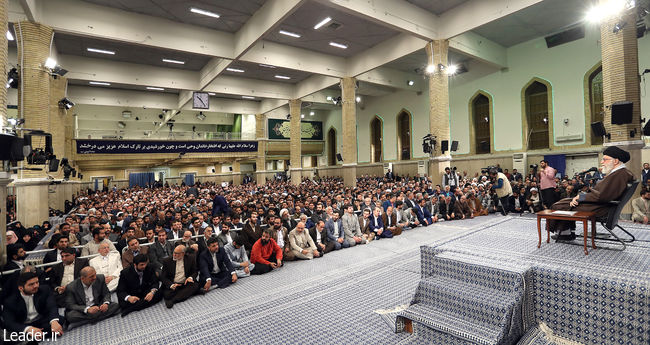 Ayatollah Khamenei receives thousands of eulogists of the Prophet Muhammad’s Household